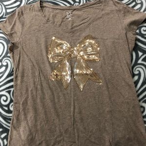 T-shirt with bow